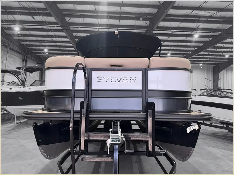 2024 Sylvan L-3 DLZ DH BAR NO Luxury Tax*