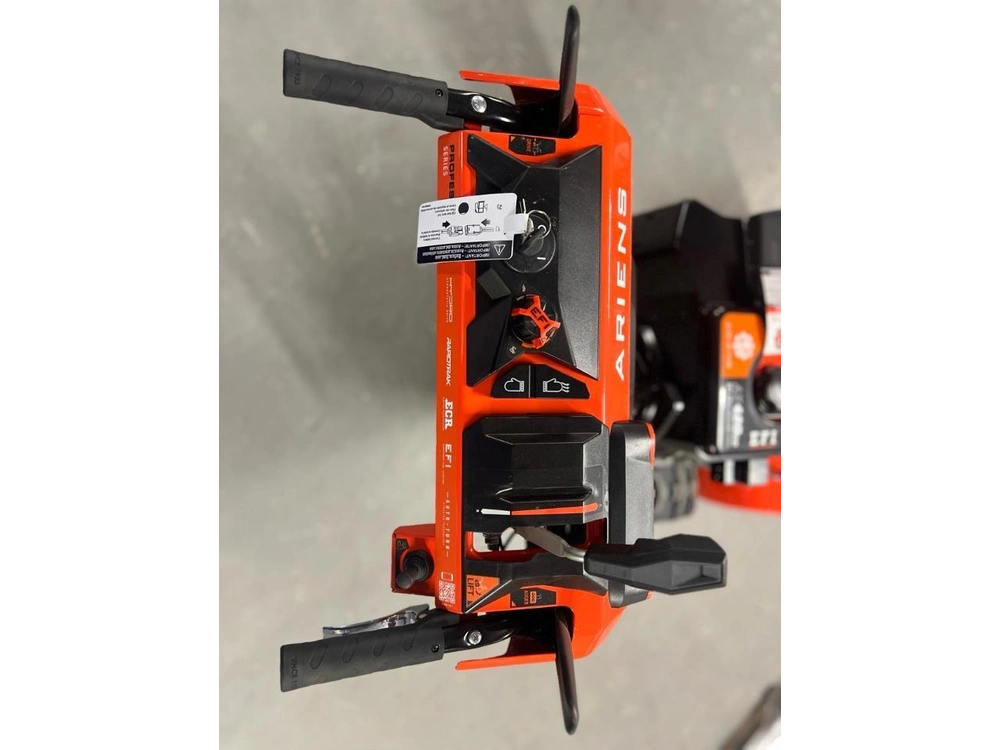 2024 Ariens Pro Rapid Trak 28 Hydro Ef alt