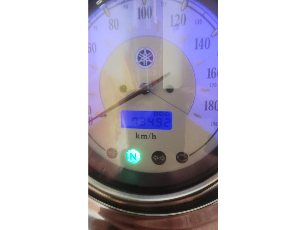 2005 Yamaha Vstar alt