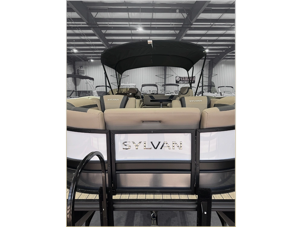 2024 Sylvan L-3 Dlz Dh Bar + $2000 Watersports Package Included!! No Luxury Tax* alt
