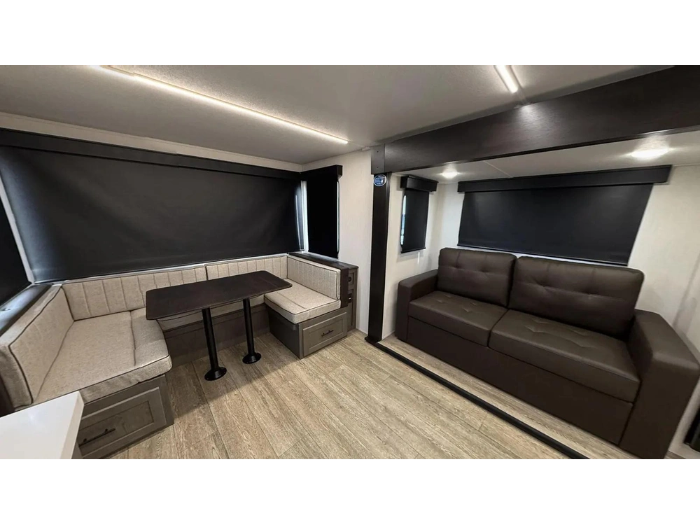 Alpha Wolf 2500rl 2025 alt