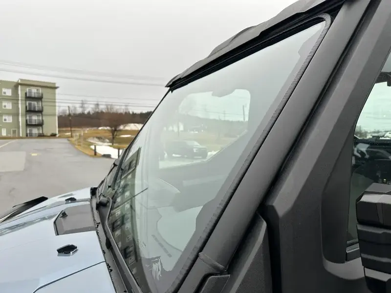 2025 Kawasaki RIDGE XR CREW LTD HVAC
