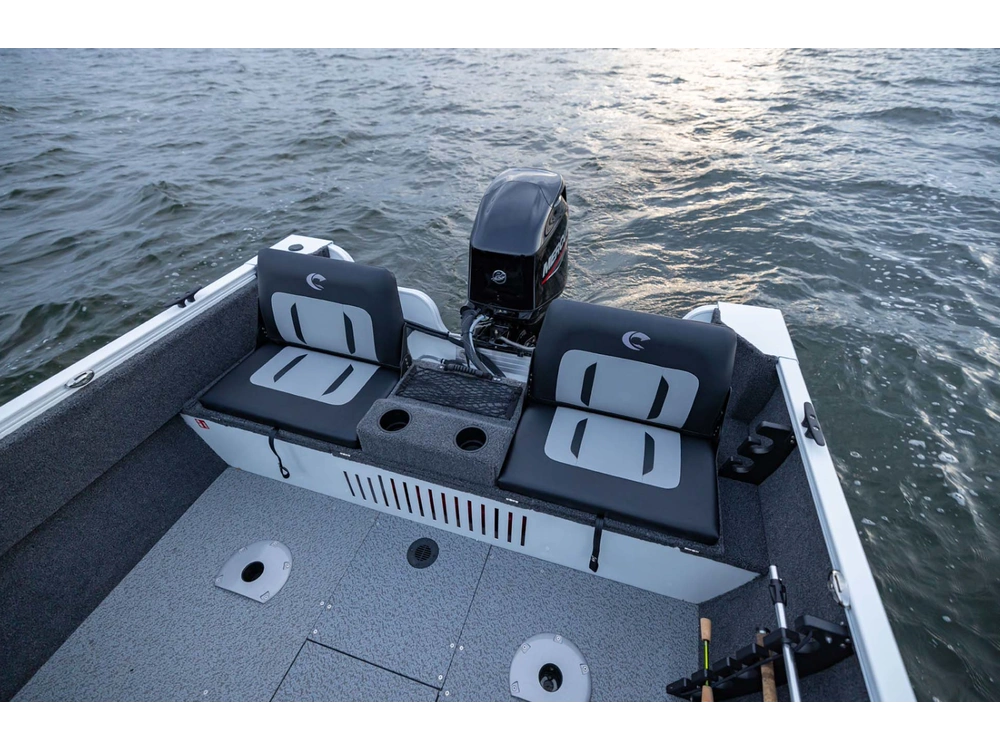 2025 Crestliner 1650 Kodiak Wt - Black Metallic alt