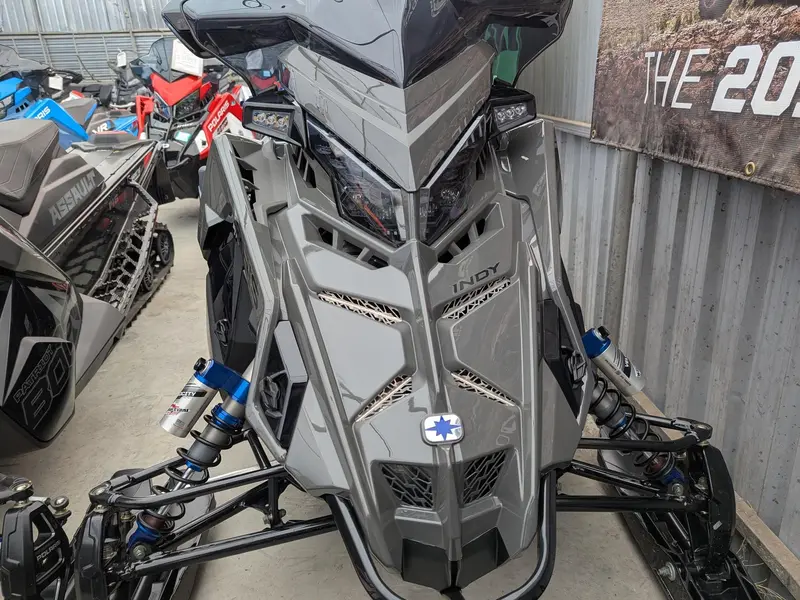 2024 Polaris Boost Indy VR1 137