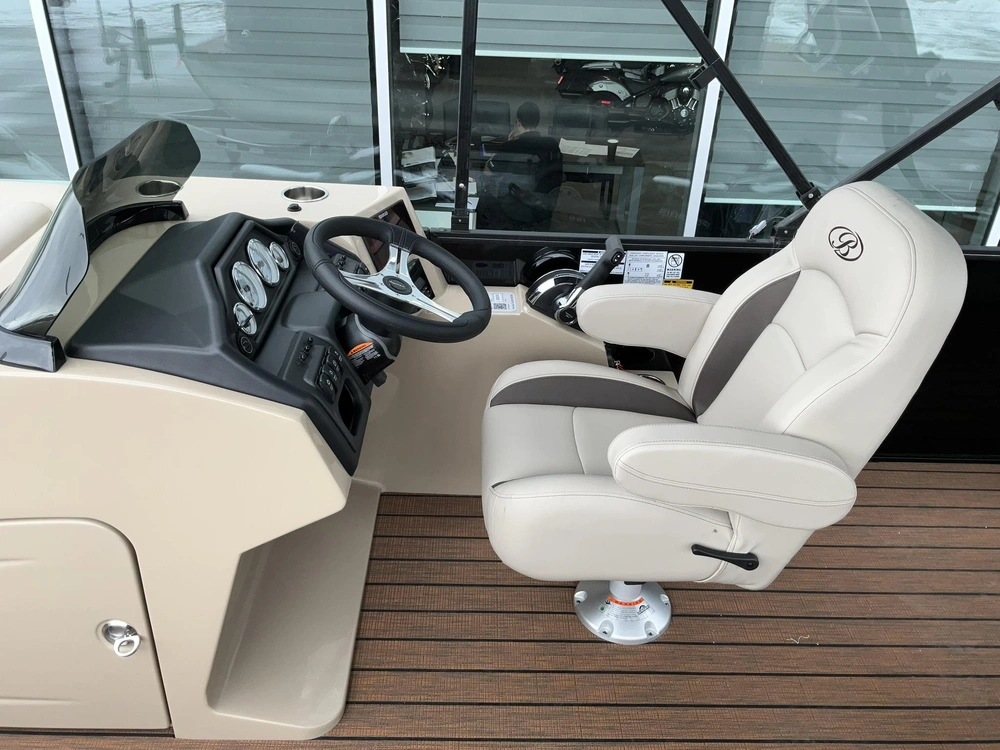 Bentley Legacy 200 Cruise 2025 alt