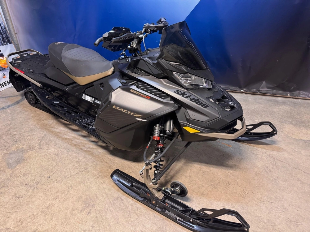 Ski-doo Mach Z 2022 alt