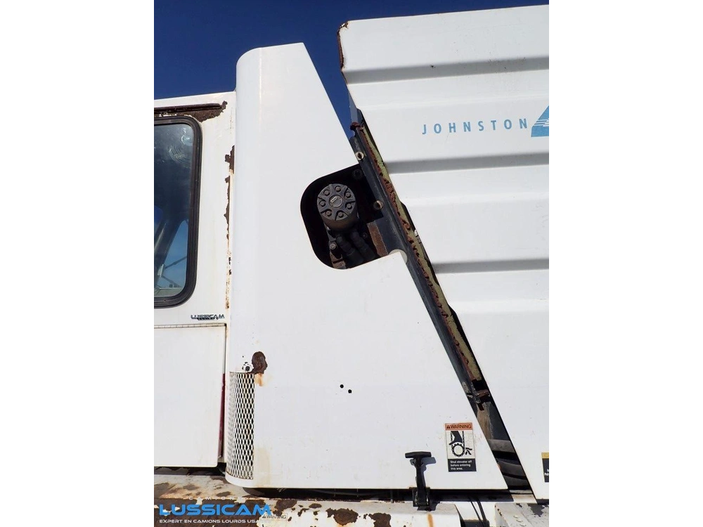 Johnston 4000 2001