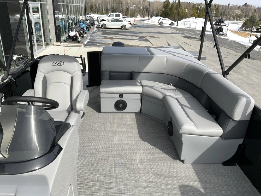 Bentley Legacy 200 Cruise 2025 alt