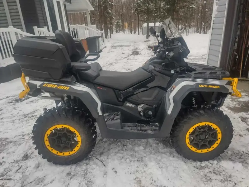 2024 Can-Am OUTLANDER 850 XTP