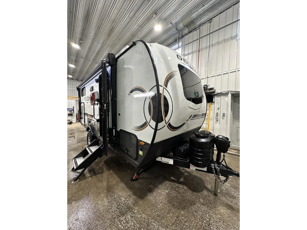 2025 Rockwood Geopro 20bh alt