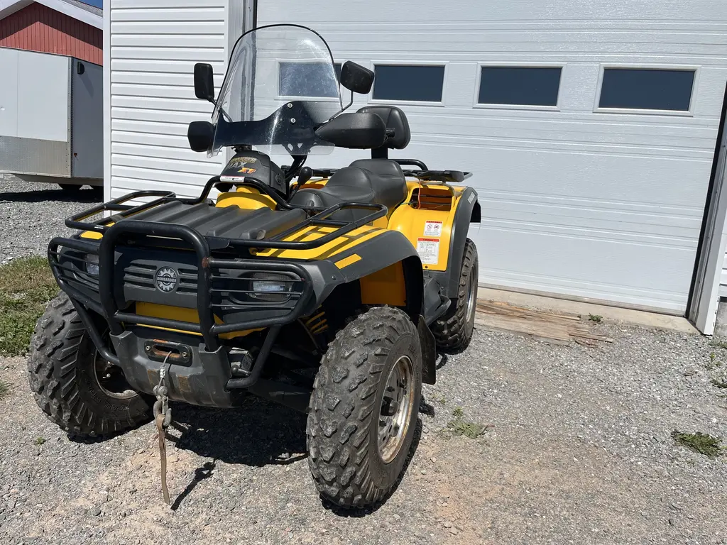 Can-Am TRAXTER  2004