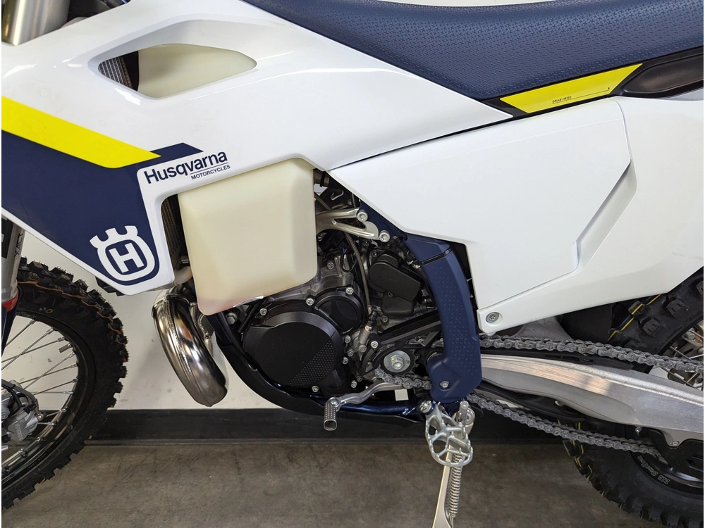 2025 Husqvarna Te 300 *2.99% Sur 60 Mois alt