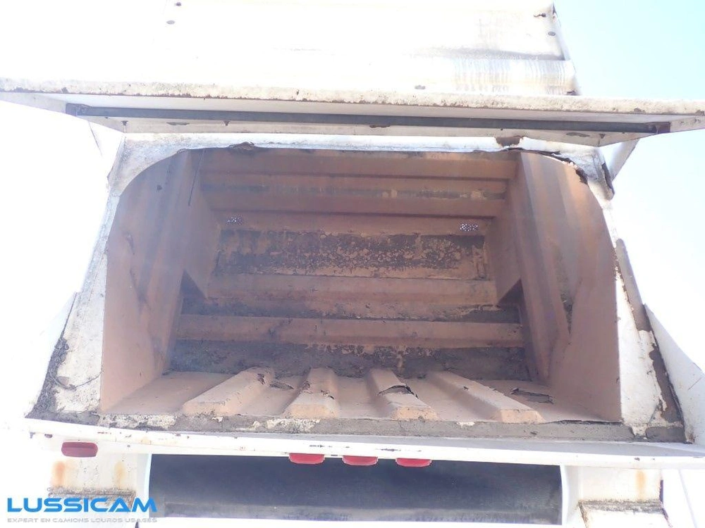 Johnston 4000 2001
