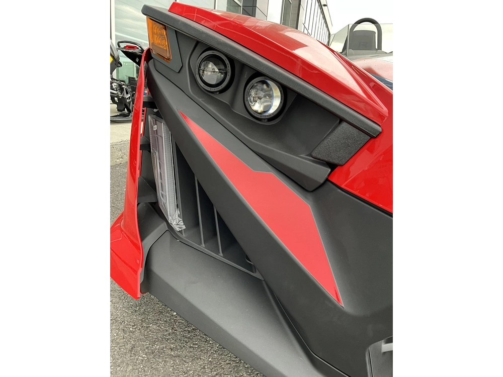 Slingshot Slr - Autodrive 2025 alt