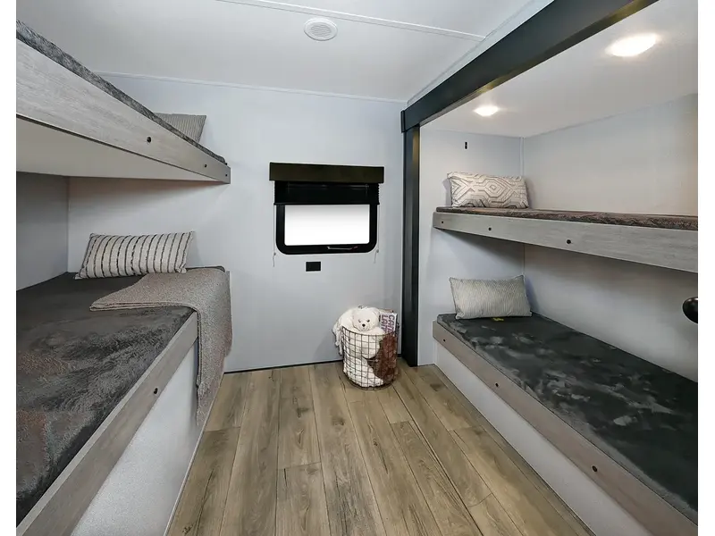 2025 Puma 305 BHCE Camping Edition