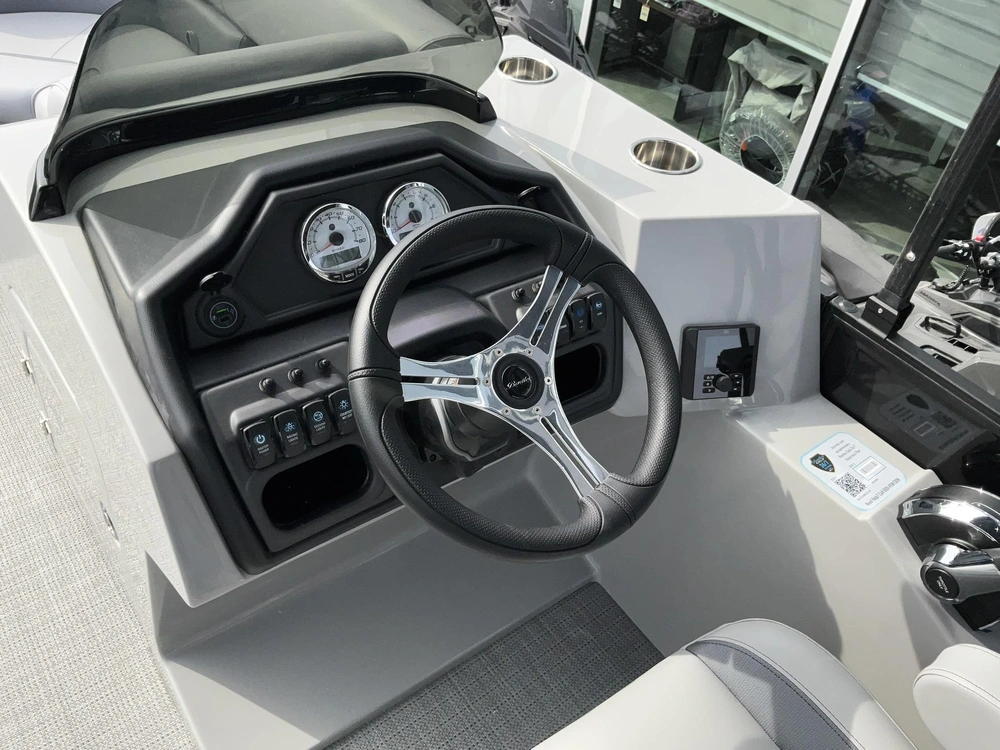 Bentley Legacy 200 Cruise 2025 alt