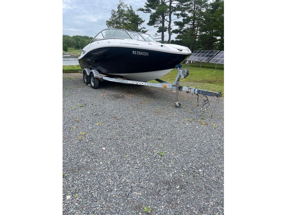 2011 Sea-doo 210 Challenger + Twin Rotax 155hp (310hp) + Double Axle Trailer