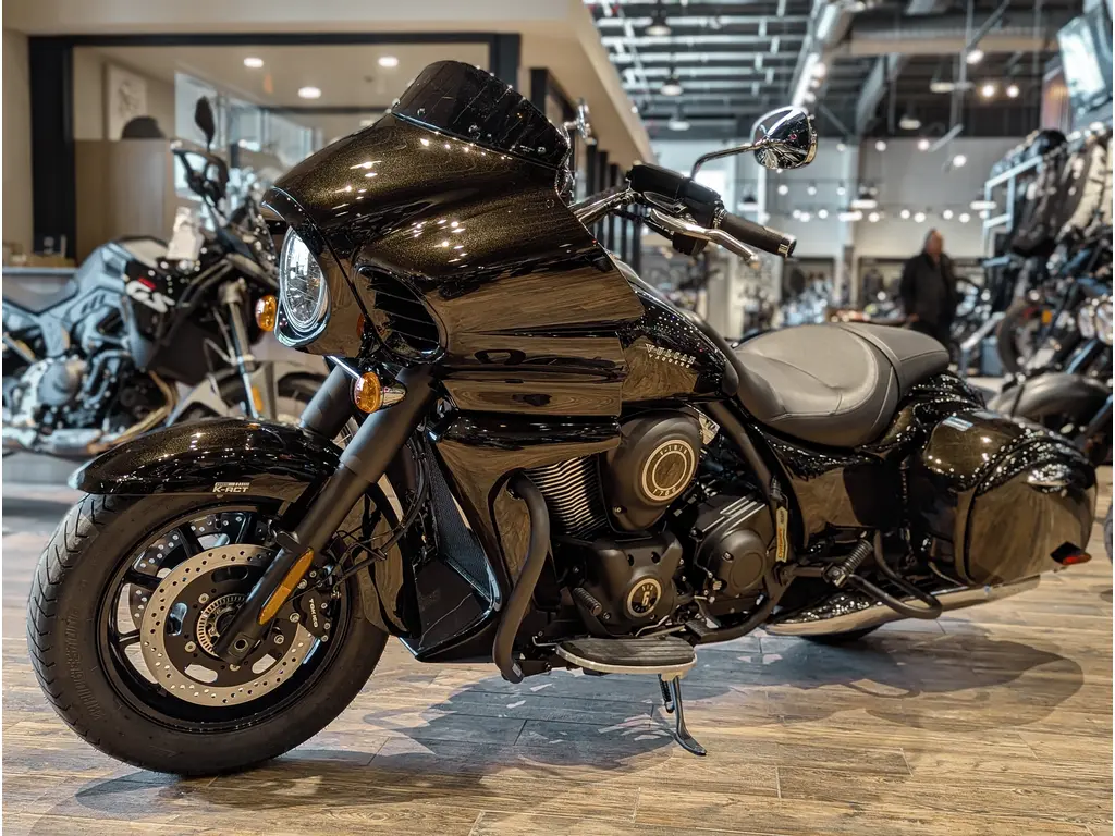 New 2025 Kawasaki Vulcan 1700 Vaquero // Metallic Brilliant