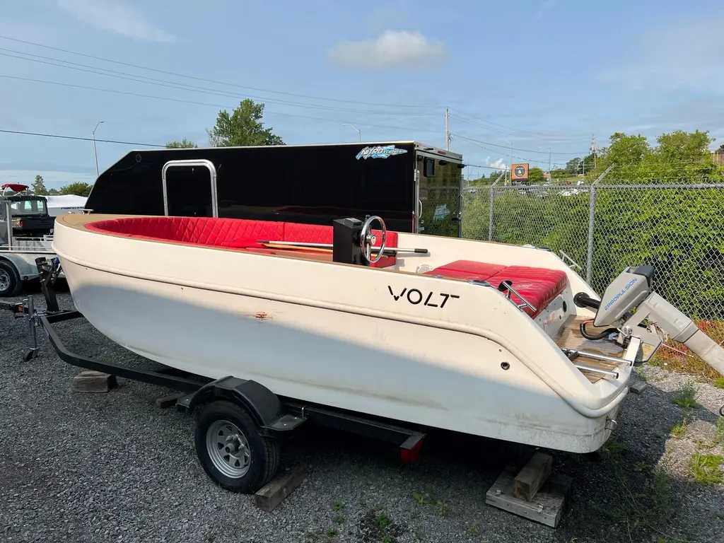 2021 Vision Marine Volt 180