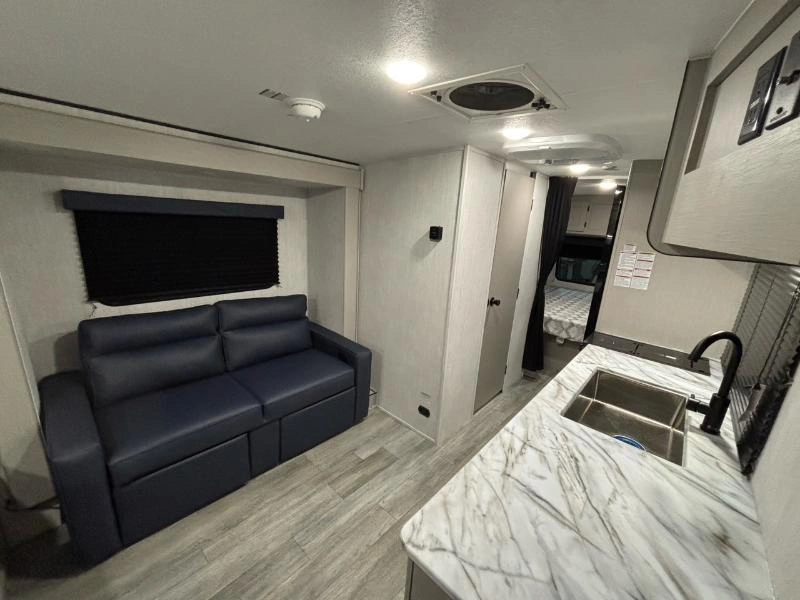 Coachmen Apex Nano 213rds 2025 alt