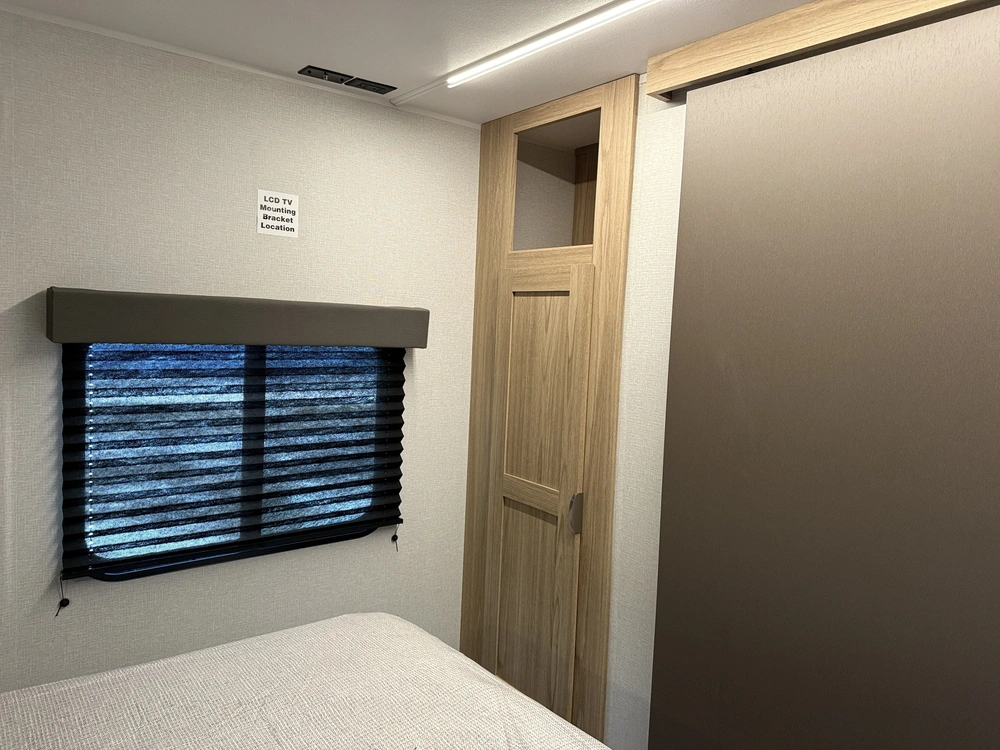 Cruiser A32bh 2025 alt