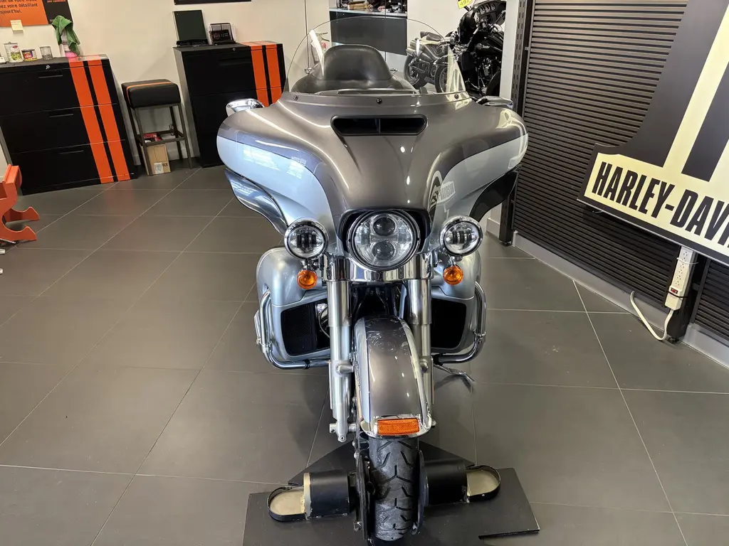 2014 Harley-Davidson FLHTK Ultra LimitedFLHTK