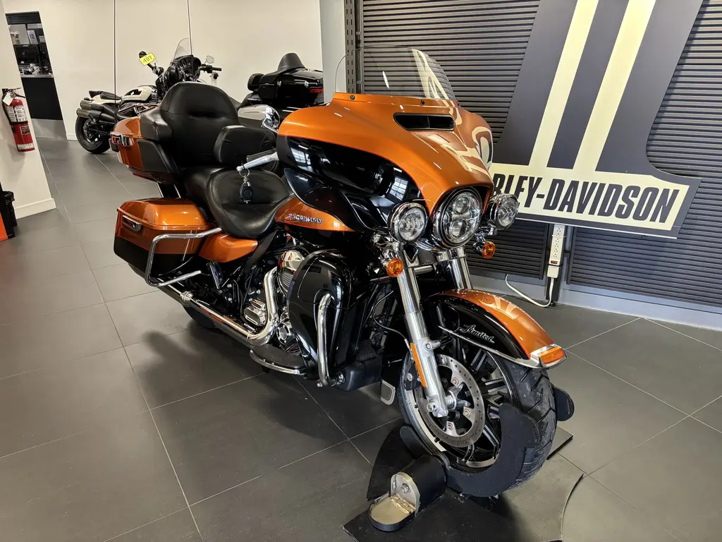 Harley-Davidson FLHTKL Ultra Limited LOWFLHTKL 2015