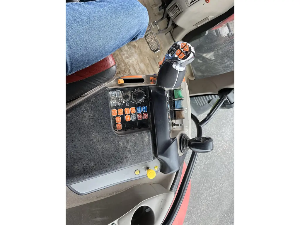 2019 Case IH Maxxum 150 A8