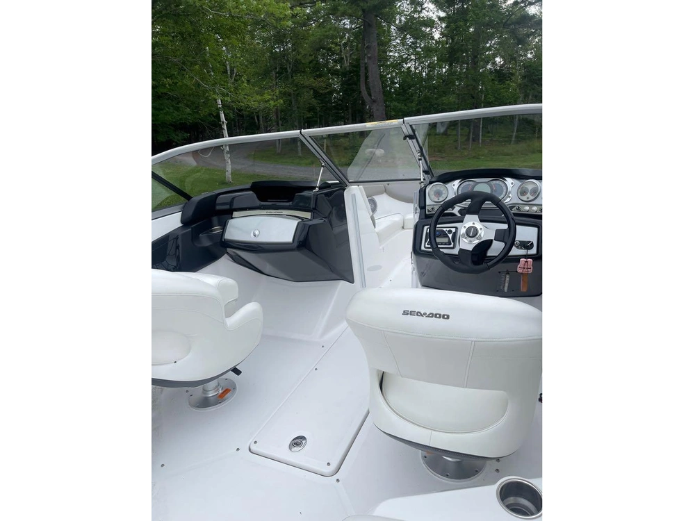 2011 Sea-doo 210 Challenger + Twin Rotax 155hp (310hp) + Double Axle Trailer