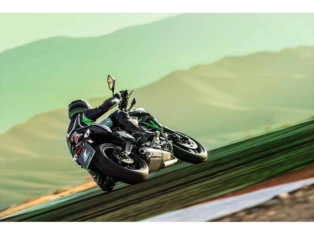 Kawasaki Z650 Noir 2025 alt