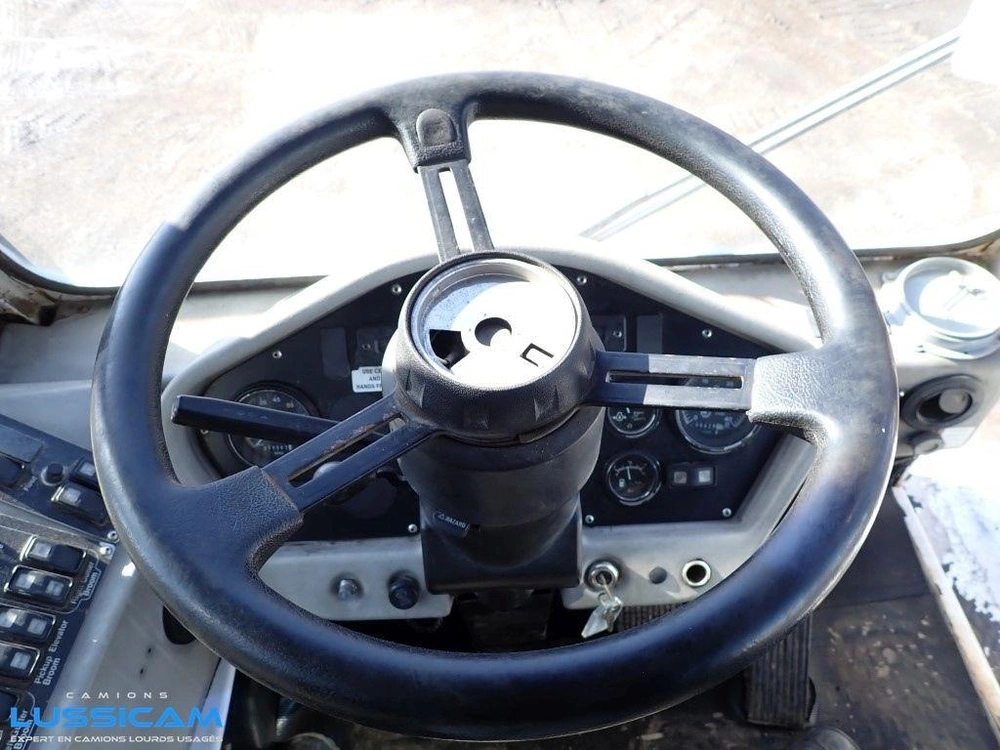 Johnston 4000 2001