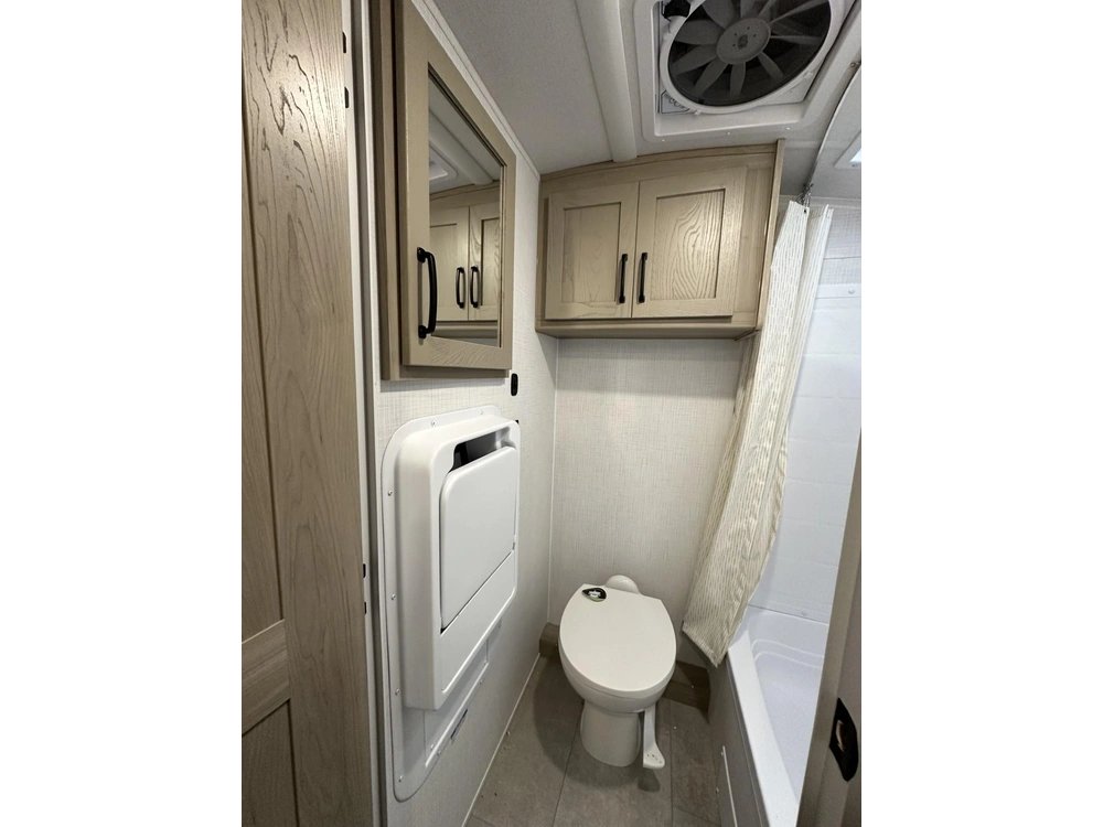 2025 Rockwood Geopro 20bh alt