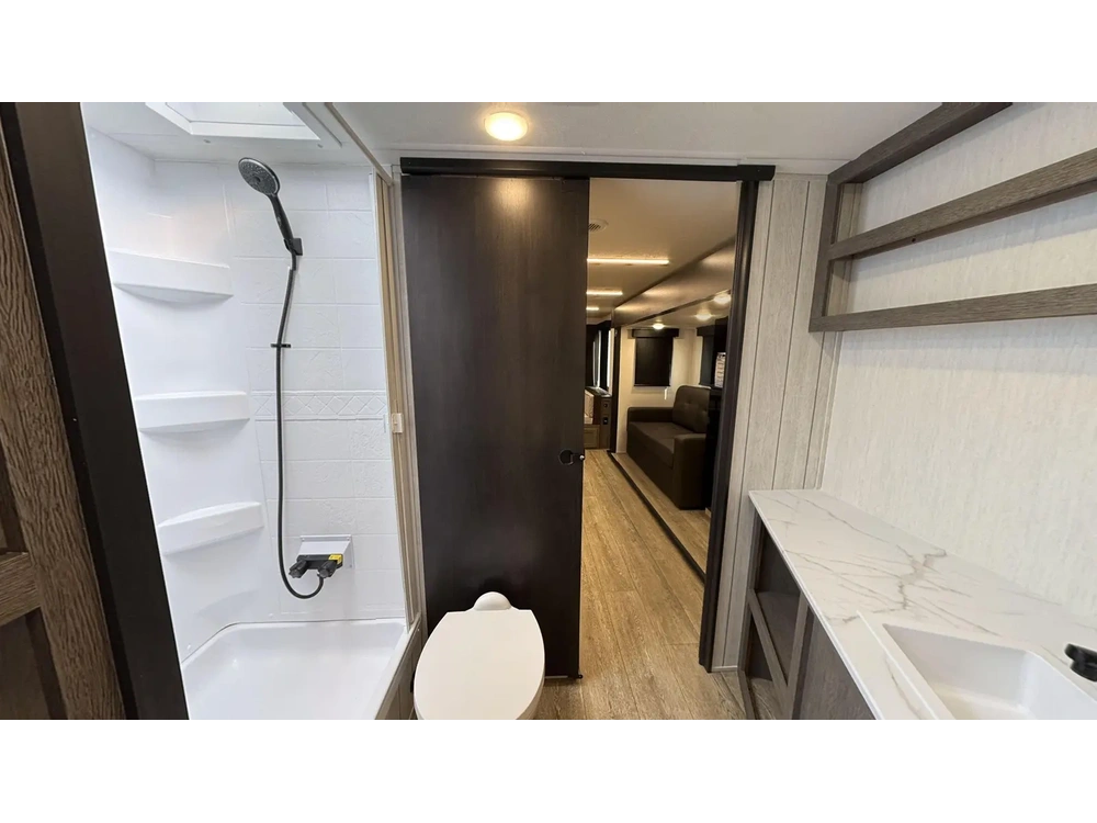 Alpha Wolf 2500rl 2025 alt