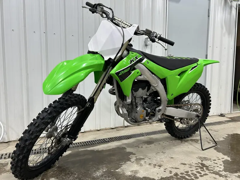 2024 Kawasaki KX250 thumbnail 2
