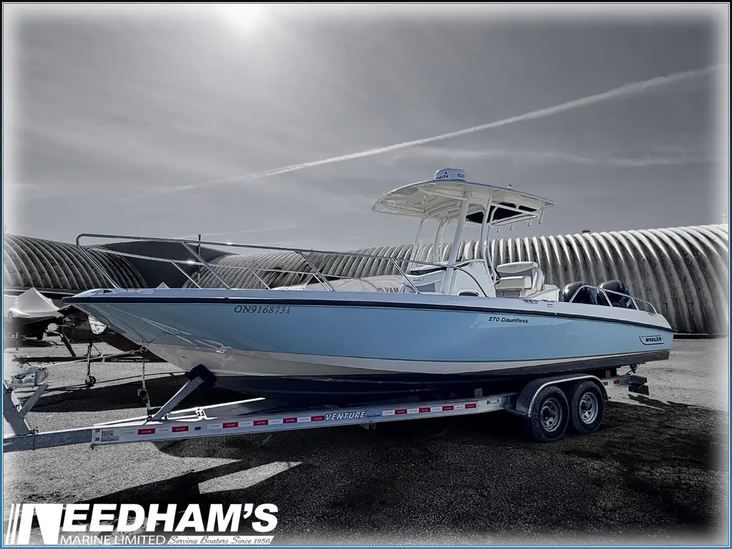 2016 Boston Whaler 270 Dauntless