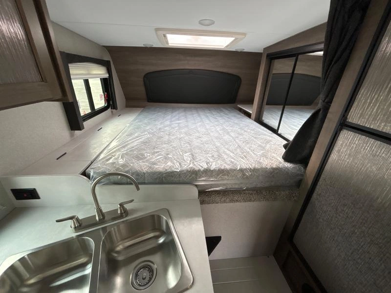 Adventurer 89rb 2025 alt