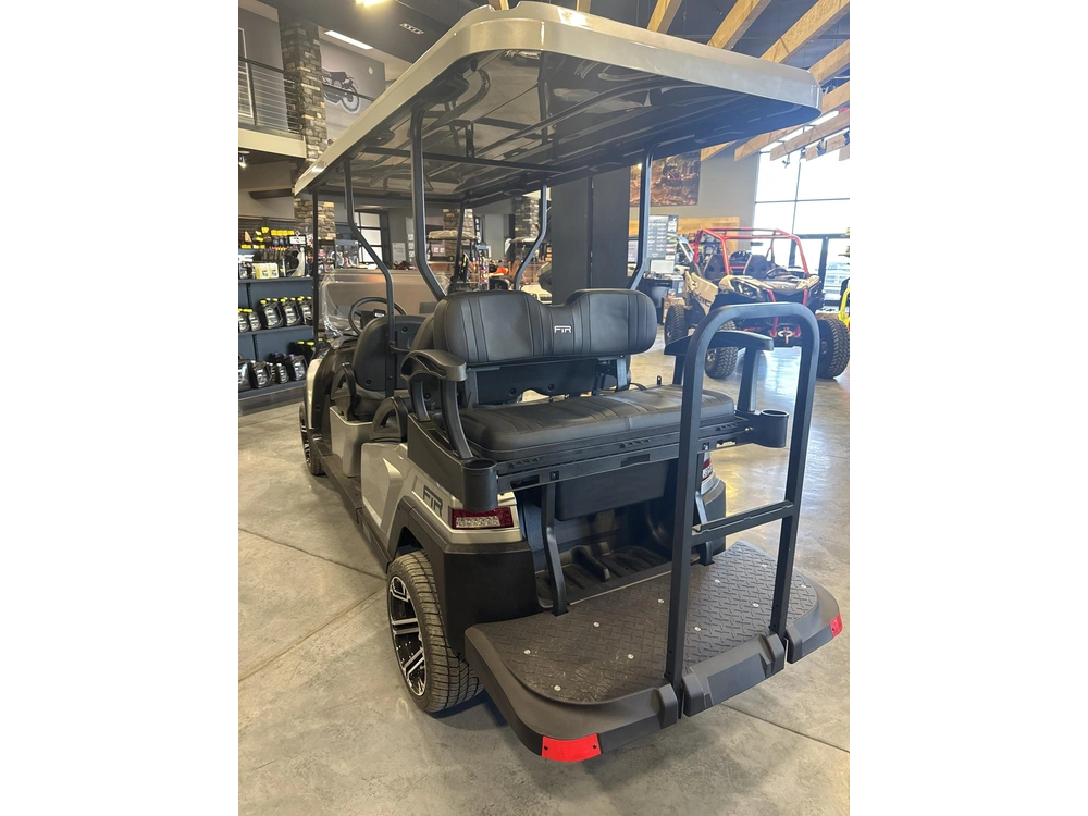 2025 Ftr Model 4+2 alt