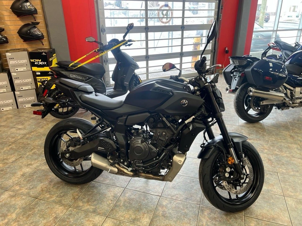 Yamaha Mt-07 2025 alt