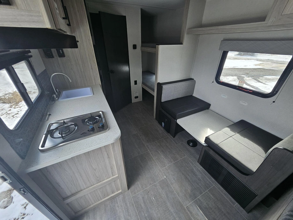 Heartland Prowler 17bhlx Meilleur Prix Au Québec 2025 alt