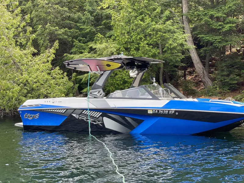 2017 Tige Boats RZX3