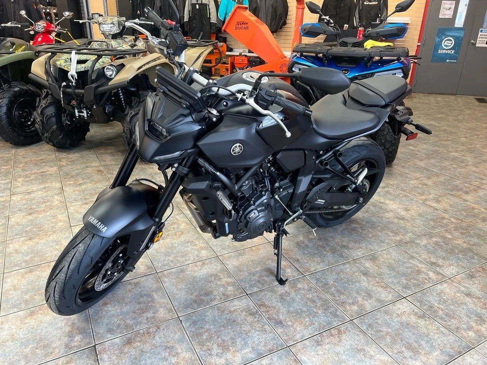 Yamaha Mt-07 2025 alt