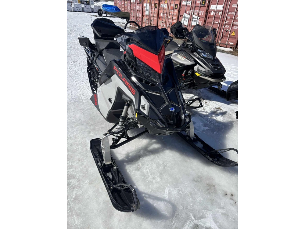 2022 Polaris Voyageur 650 alt