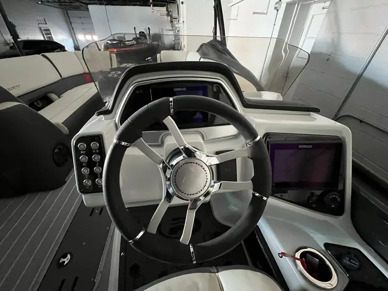2023 Princecraft VOGUE 25 XT SPORT EDITION **MOTEUR MERCURY 300 FORCES!!**