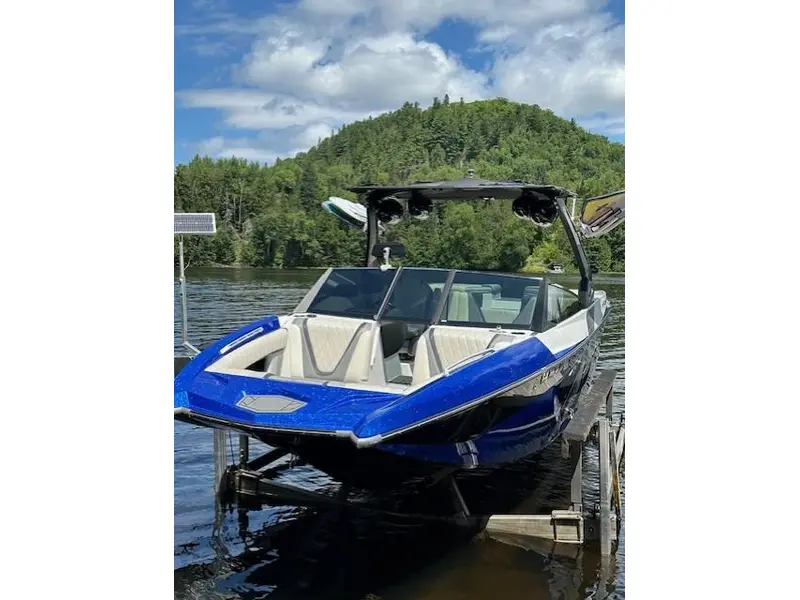 2017 Tige Boats RZX3