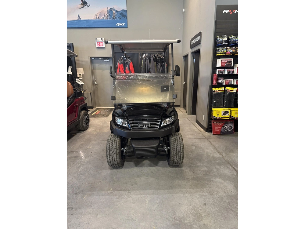 2025 Ftr Model 2+2 alt