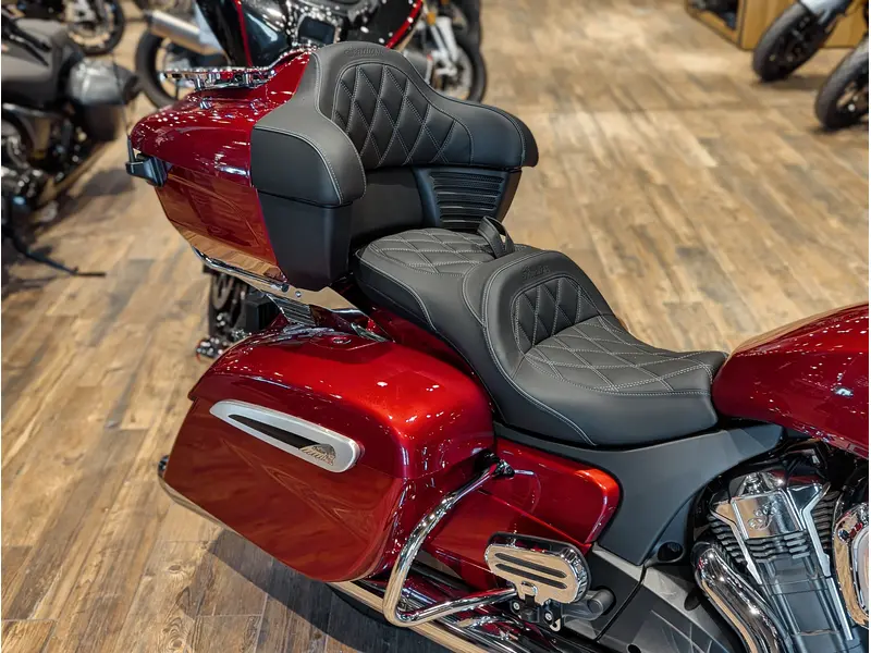 2025 Indian Motorcycle Roadmaster PowerPlus Limited with 112 + Rider Assist Package // Sunset Red Metallic w/ Genuine Leath thumbnail 11