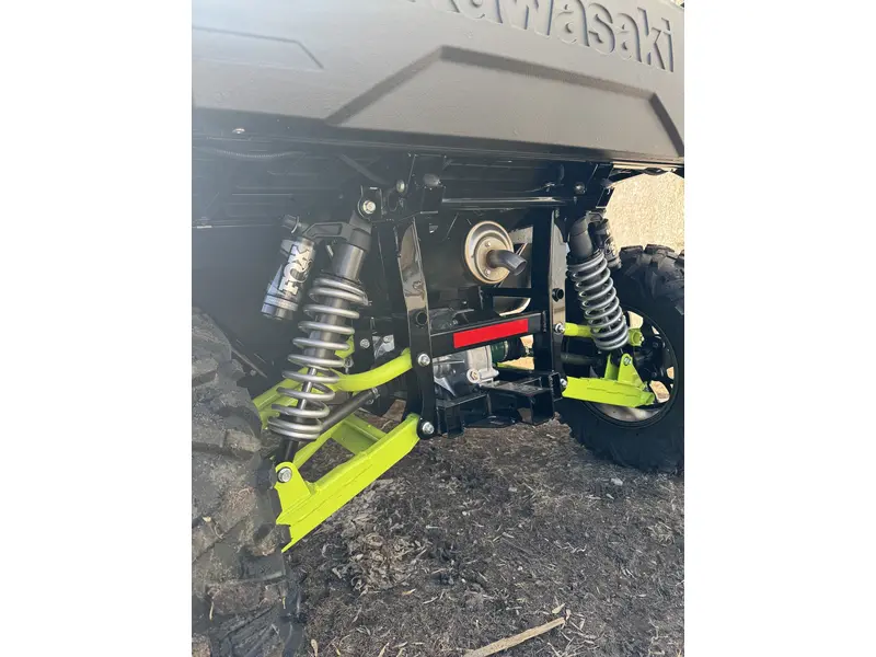 2025 Kawasaki Teryx S LE