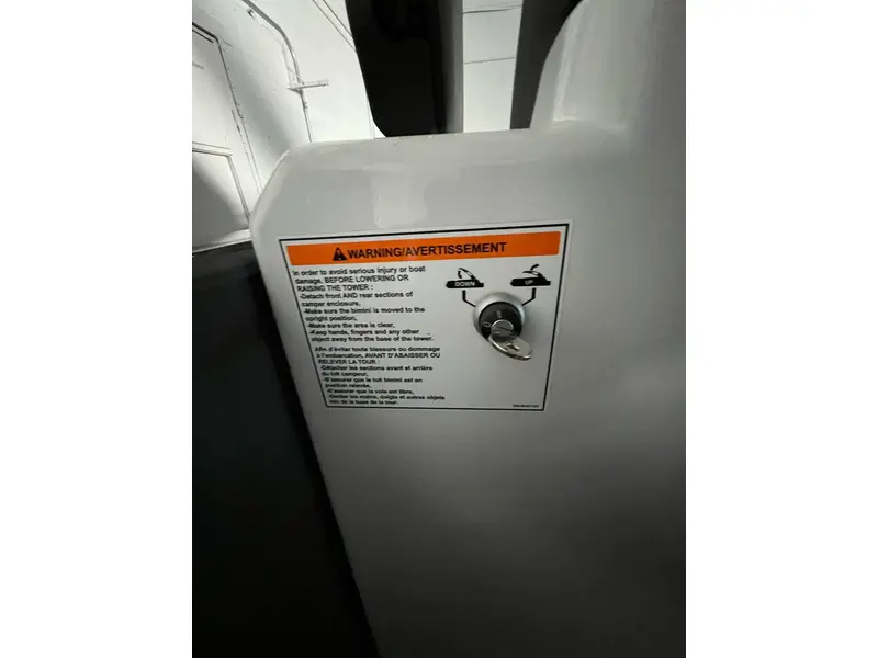 Princecraft VOGUE 25 XT SPORT EDITION **MOTEUR MERCURY 300 FORCES!!** 2023