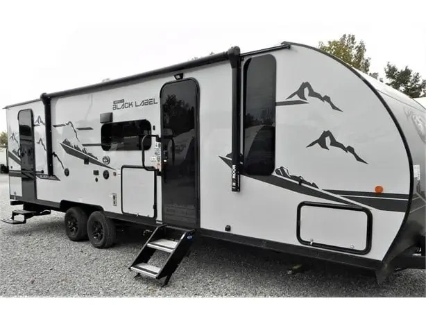 2025 Forest River CHEROKEE 26DBH BLACK LABEL MEILLEUR PRIX AU QUÉBEC