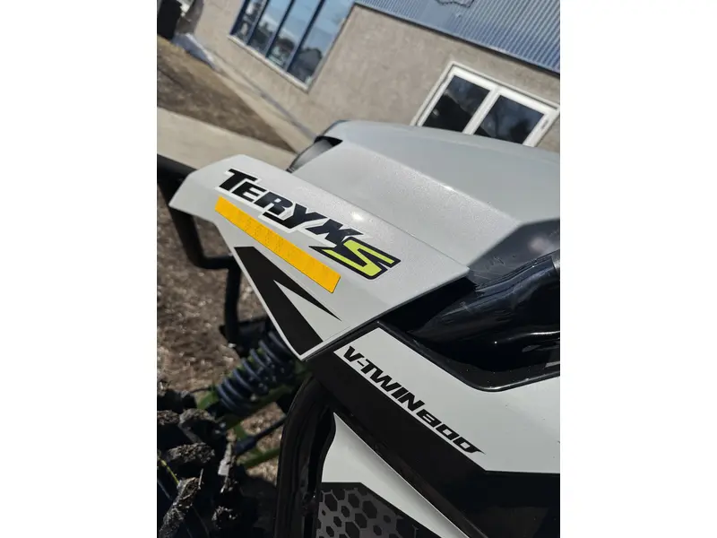2025 Kawasaki Teryx S LE